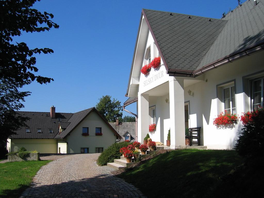 Hotel Selsky Dvur 1 Police nad Metují Exterior foto